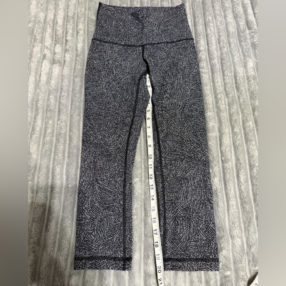 Lululemon High Rise Wunder Under Crop 21" Leggings